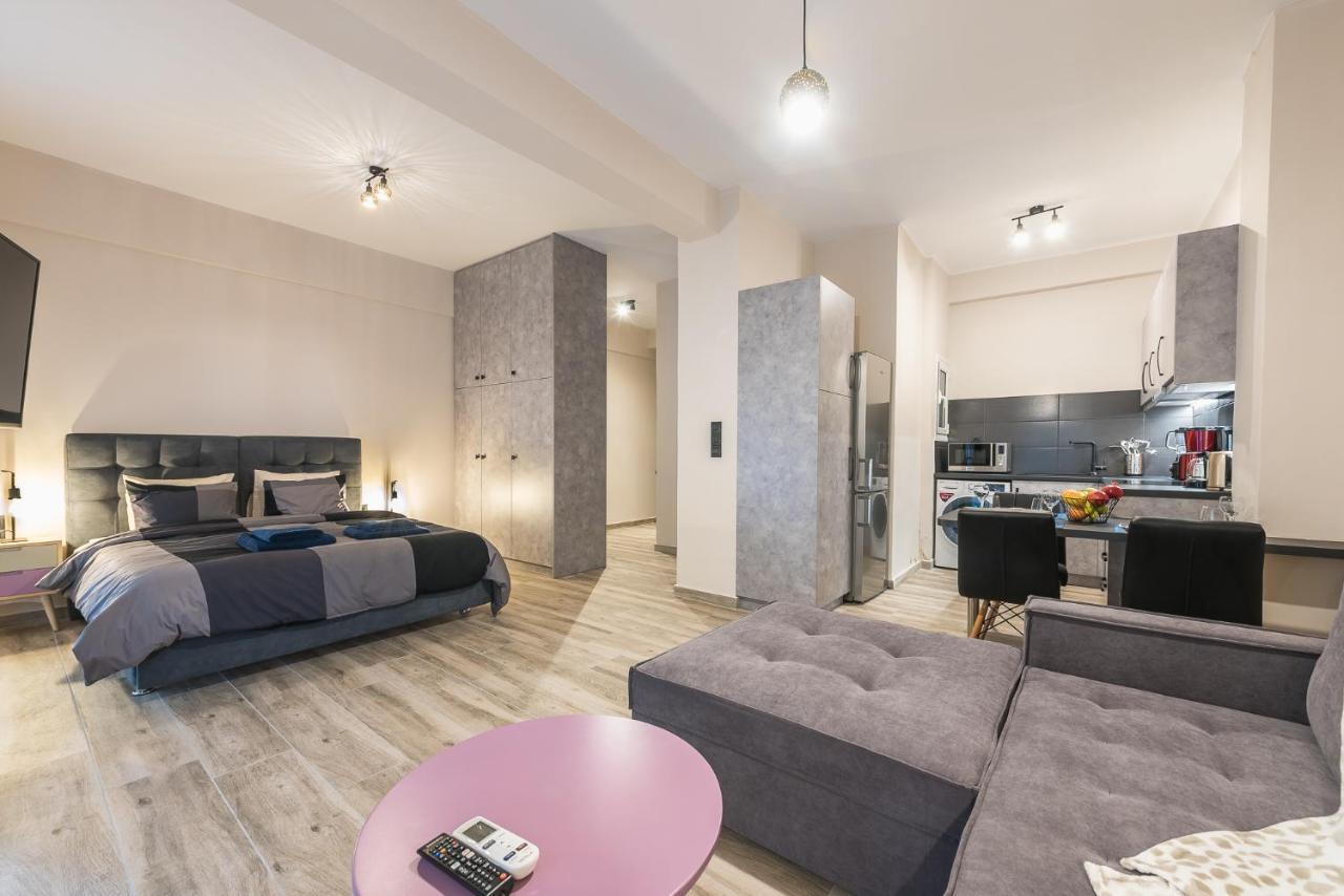 Modern Apartment Downtown Афины Экстерьер фото