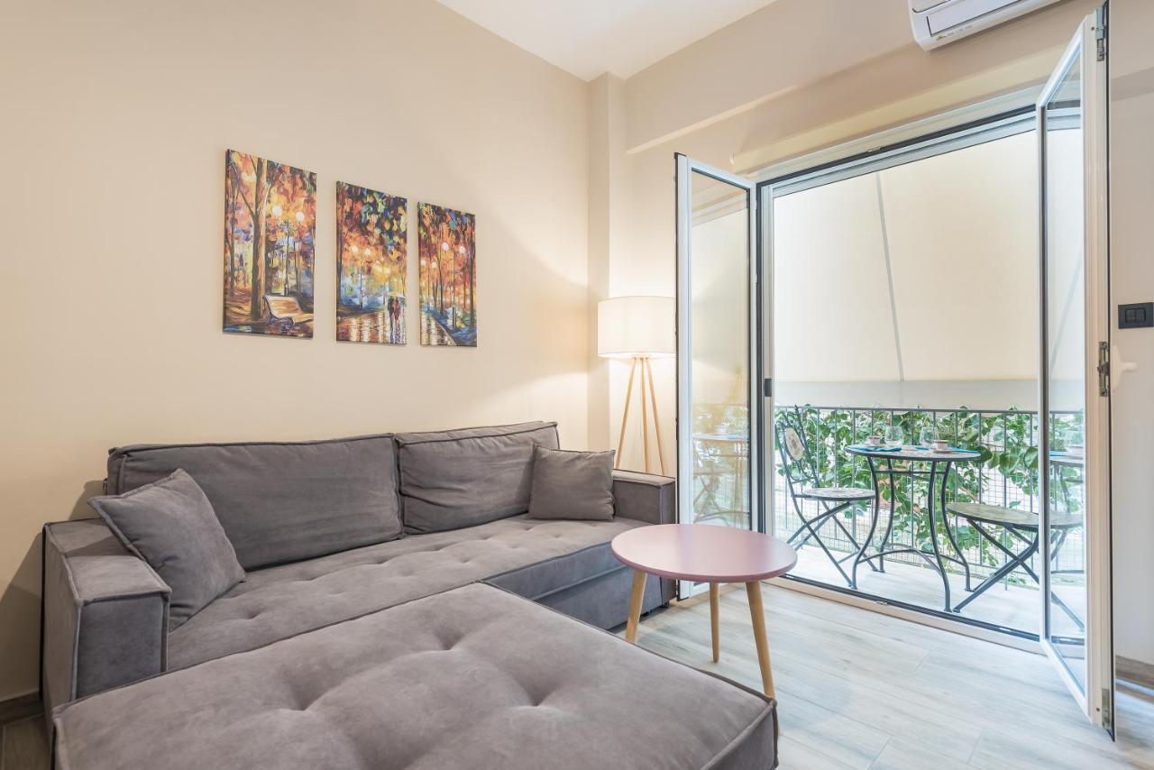 Modern Apartment Downtown Афины Экстерьер фото